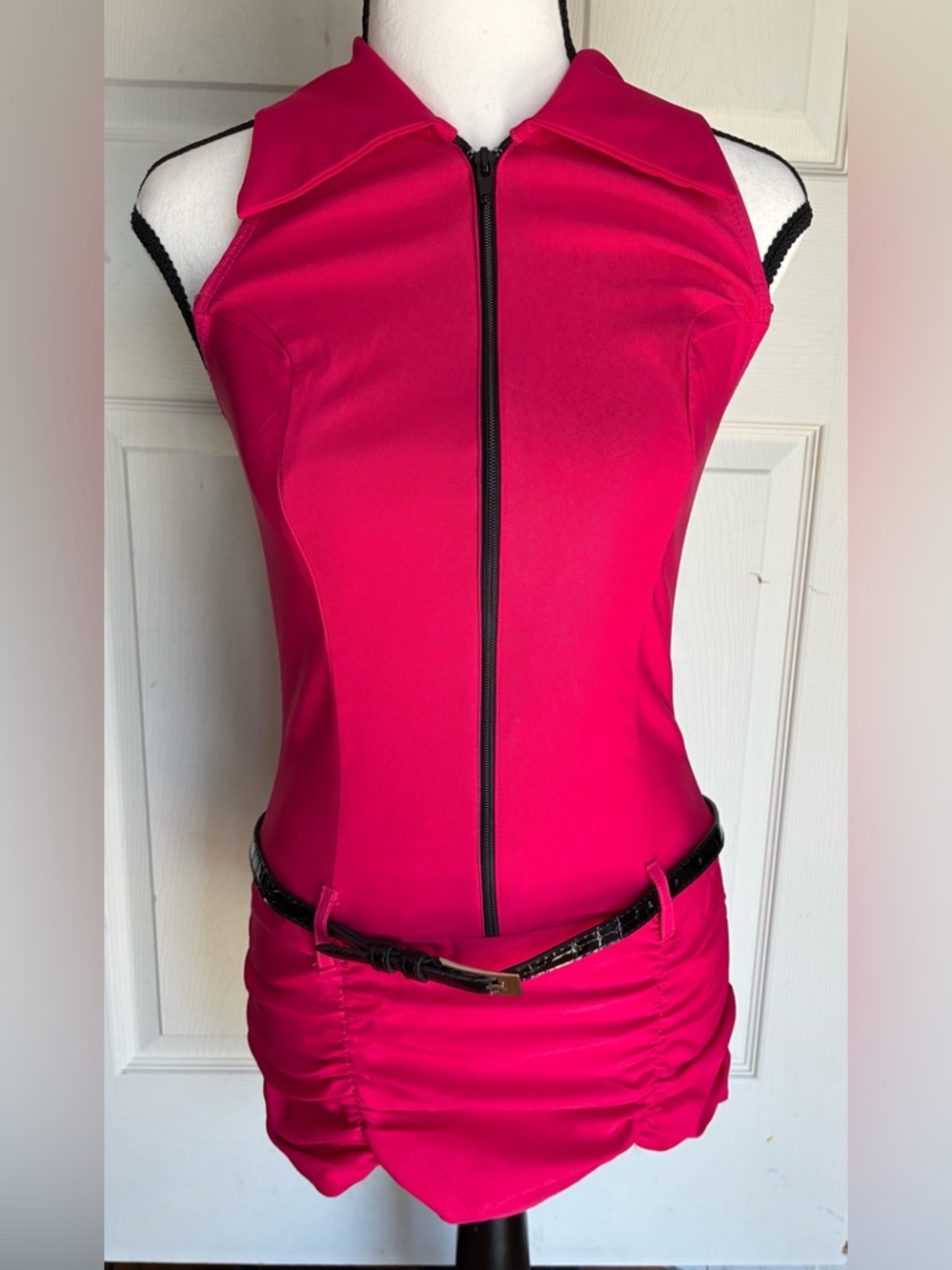 Sabora sleeveless juniors L dark pink 3/4 zip front cotton stretch top USA made